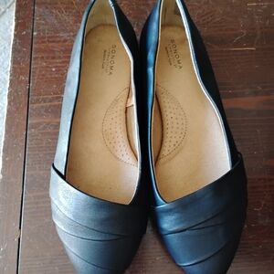 Like New Ladies 9w Sonoma Black Flats